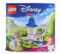 Конструктор LEGO Disney Princess: Маленький замок Попелюшки в саду 30695