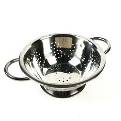 Друшляк нержавіючий GUSTO з двома ручками d 24 см GT-5616-24				