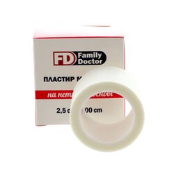 Пластир гігієнічний нетканний Family Plast 2,5х500 см