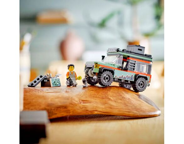 Конструктор LEGO Позашляхова гірська вантажівка 4х4 60447 Аврора картинка 10 купити