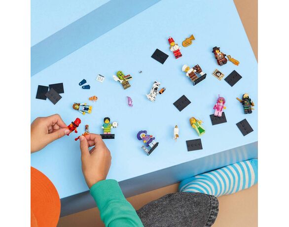 Конструктор дитячий LEGO Minifigures серія 29, 8 деталей Аврора картинка 5 вартість